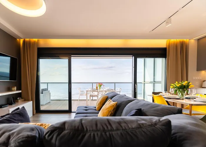 Dream View Gardenia Front アパート *