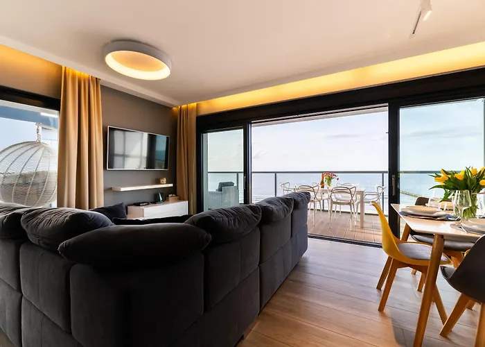 Dream View Gardenia Front *